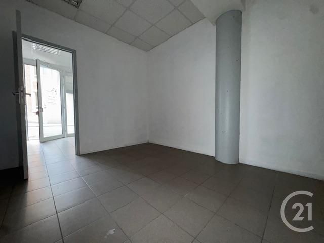 commerce à louer - 85.0 m2 - ARRAS - 62 - NORD-PAS-DE-CALAIS - Century 21 Nlgim