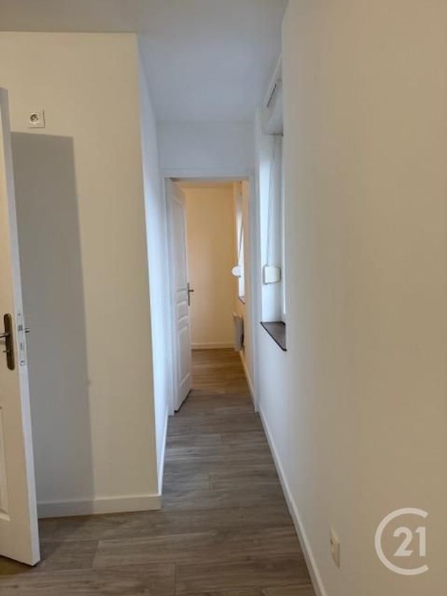 Appartement T2 à louer - 2 pièces - 24.85 m2 - LIEVIN - 62 - NORD-PAS-DE-CALAIS - Century 21 Nlgim