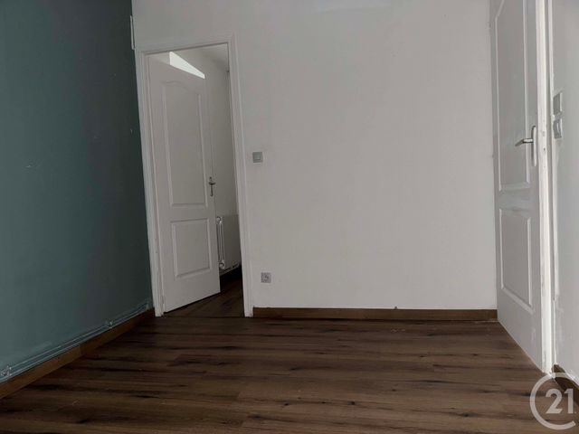 Appartement à louer - 3 pièces - 42.0 m2 - LIEVIN - 62 - NORD-PAS-DE-CALAIS - Century 21 Nlgim