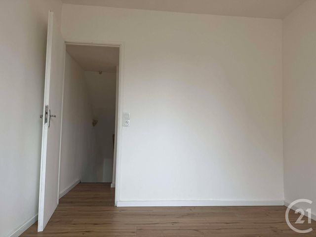 Appartement T3 à louer - 3 pièces - 58.53 m2 - ARMENTIERES - 59 - NORD-PAS-DE-CALAIS - Century 21 Nlgim