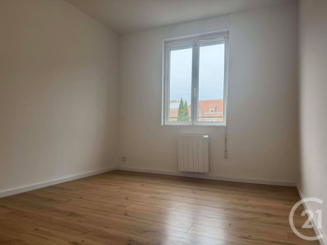Appartement T3 à louer - 3 pièces - 58.53 m2 - ARMENTIERES - 59 - NORD-PAS-DE-CALAIS - Century 21 Nlgim