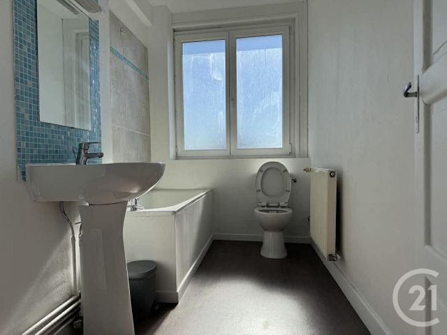 Appartement T2 à louer - 2 pièces - 49.97 m2 - LENS - 62 - NORD-PAS-DE-CALAIS - Century 21 Nlgim