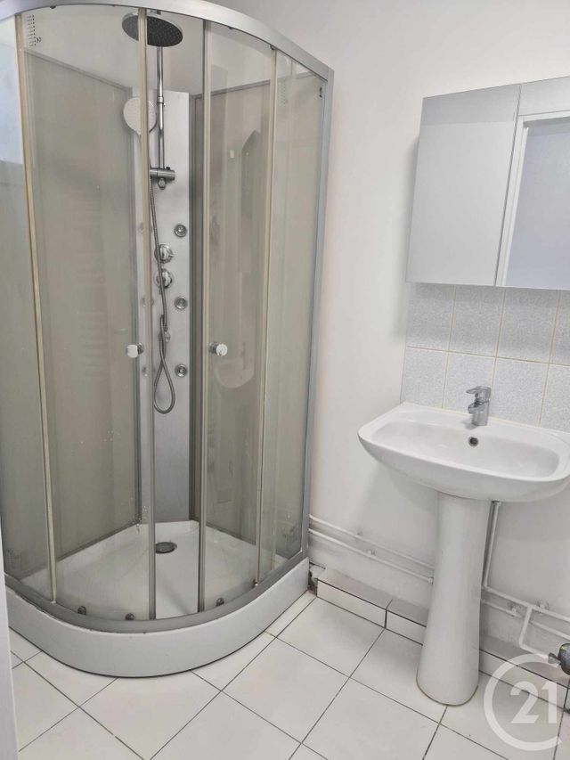 Appartement Studio à louer - 1 pièce - 25.0 m2 - LENS - 62 - NORD-PAS-DE-CALAIS - Century 21 Nlgim