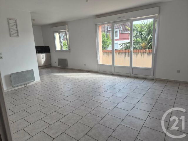 Appartement F3 à louer - 3 pièces - 75.0 m2 - LIEVIN - 62 - NORD-PAS-DE-CALAIS - Century 21 Nlgim
