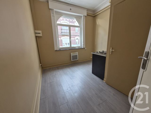 Appartement F1 à louer - 1 pièce - 11.1 m2 - LENS - 62 - NORD-PAS-DE-CALAIS - Century 21 Nlgim