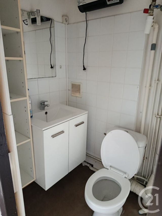 Appartement à louer - 2 pièces - 28.0 m2 - LIEVIN - 62 - NORD-PAS-DE-CALAIS - Century 21 Nlgim