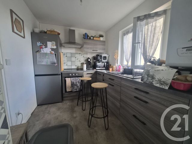 Appartement à louer - 3 pièces - 70.0 m2 - LIEVIN - 62 - NORD-PAS-DE-CALAIS - Century 21 Nlgim