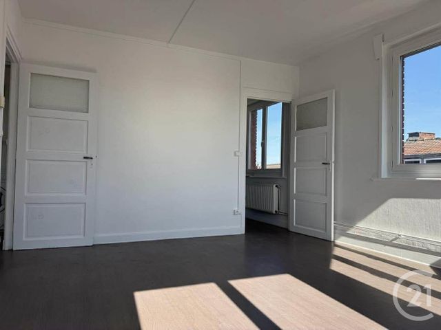 Appartement T2 à louer - 2 pièces - 49.97 m2 - LENS - 62 - NORD-PAS-DE-CALAIS - Century 21 Nlgim