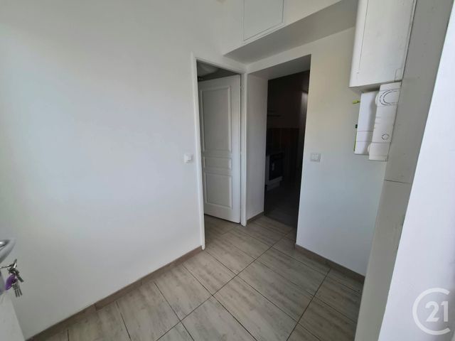 Appartement F1 bis à louer - 2 pièces - 30.95 m2 - LENS - 62 - NORD-PAS-DE-CALAIS - Century 21 Nlgim