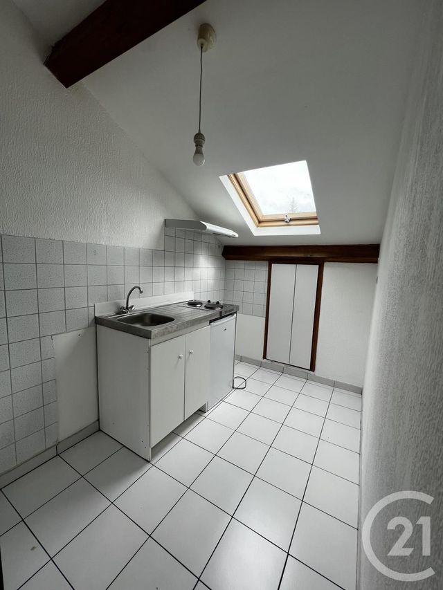 Appartement T2 à louer - 2 pièces - 38.0 m2 - LENS - 62 - NORD-PAS-DE-CALAIS - Century 21 Nlgim