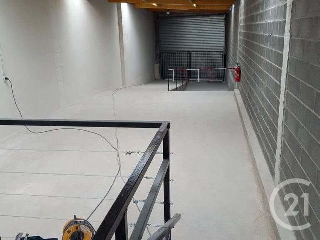 Afficher la photo en grand maison à louer - 1 pièce - 180.0 m2 - AVION - 62 - NORD-PAS-DE-CALAIS - Century 21 Nlgim