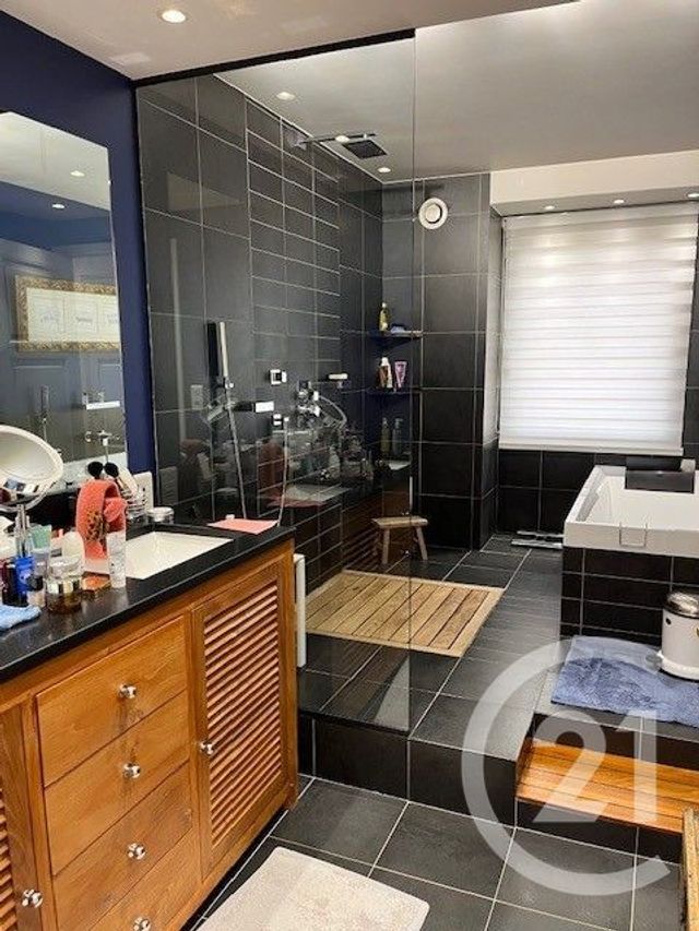 Appartement F4 à vendre - 4 pièces - 141.8 m2 - LENS - 62 - NORD-PAS-DE-CALAIS - Century 21 Nlgim