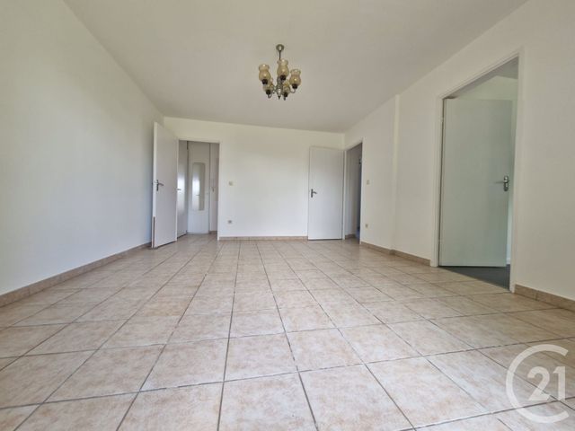 Appartement à vendre - 3 pièces - 53.7 m2 - BETHUNE - 62 - NORD-PAS-DE-CALAIS - Century 21 Nlgim